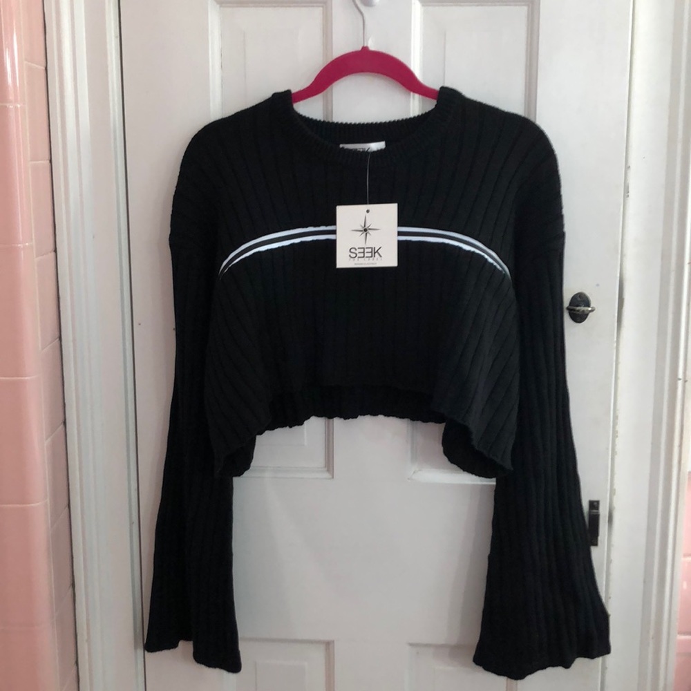 LF (SEEK The Label) Sweater size XS